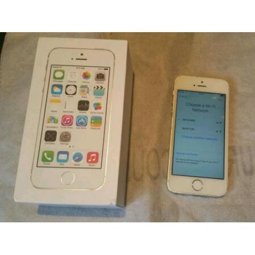 Iphone 5s really good condition with original Box and charger