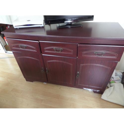 Sideboard (Mahogany finish)