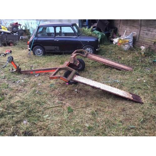 Tow dolly ideal for cars vans modified race track