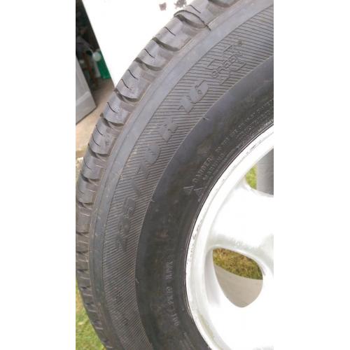 Range Rover Alloy with New Michelin 'Latitude' tyre