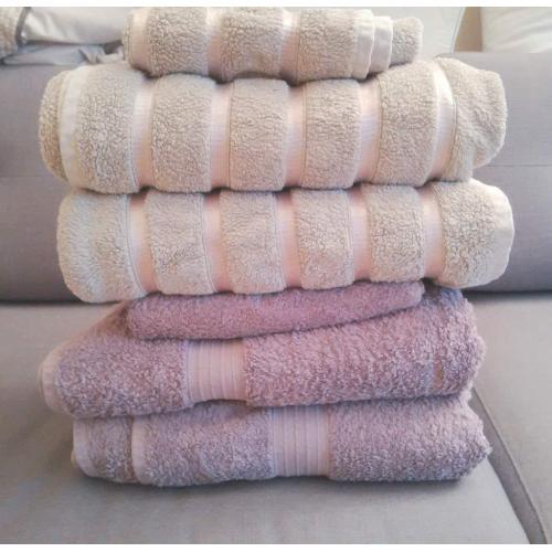 *bale* (no3) of x6 bath, lge bath + hand towel set from CHRISTY in beige and in lilac, great cond.