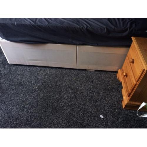 Double bed base