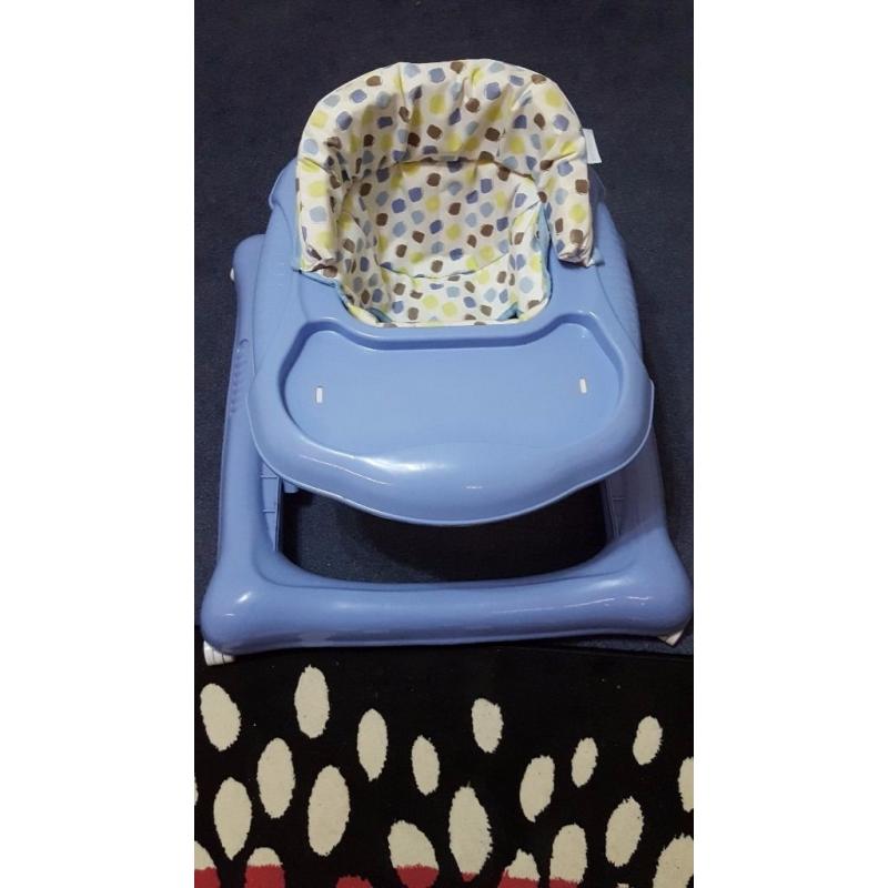 Baby walker (Nearly new)