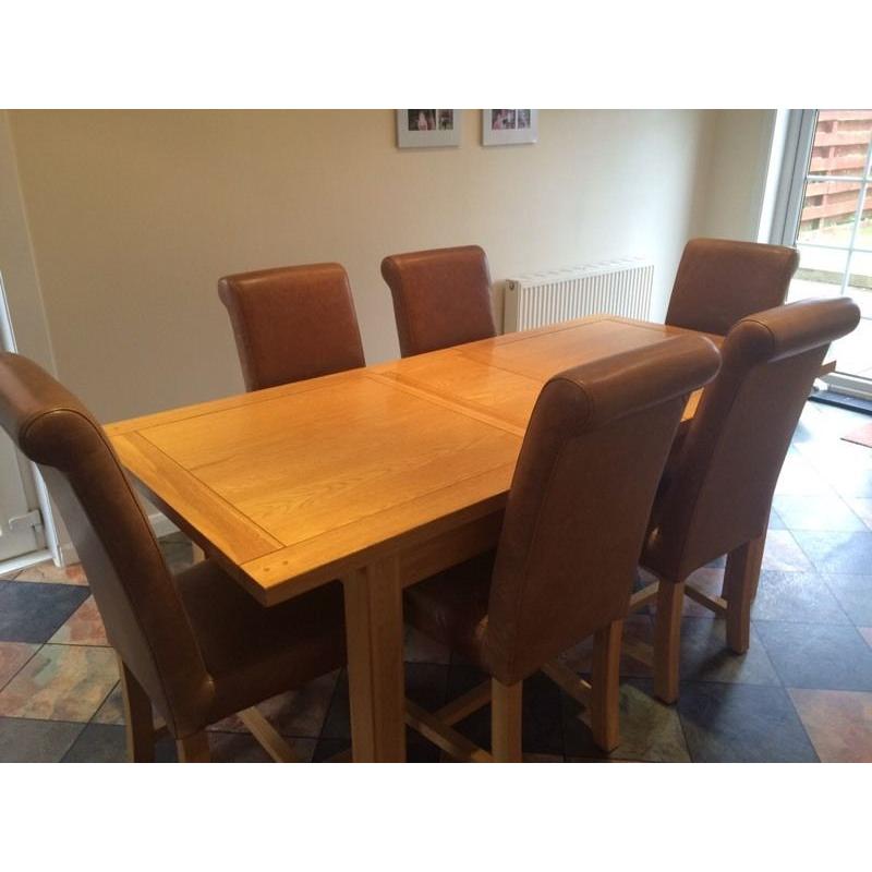 Dining table and 6 chairs