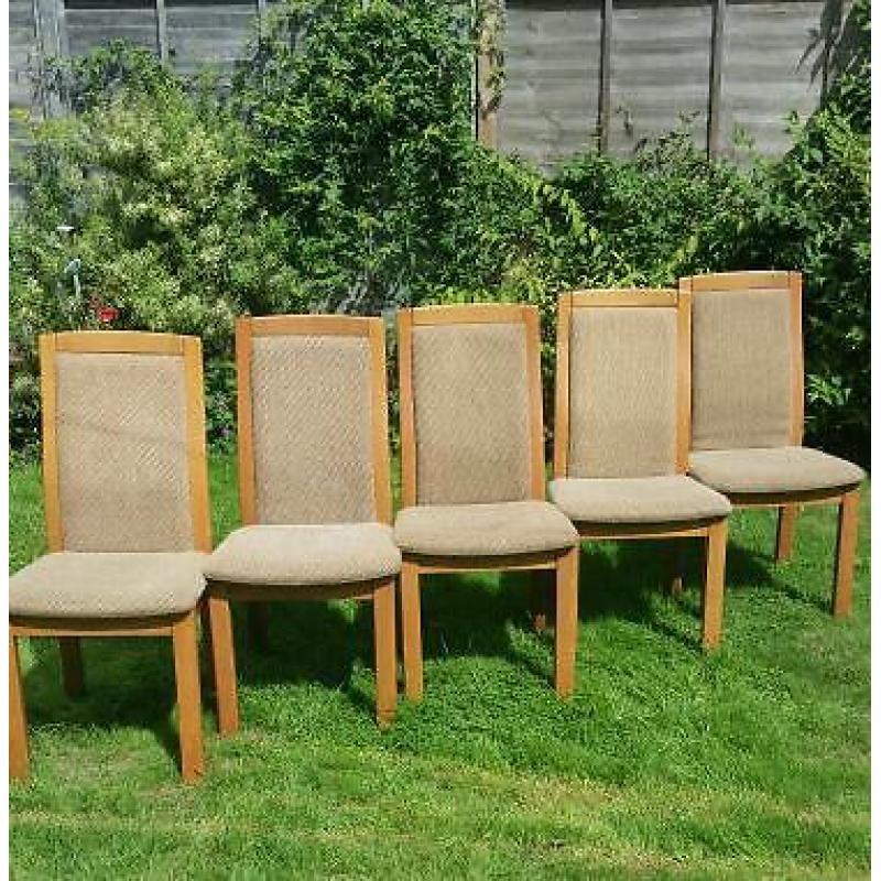 Table and 5 chairs