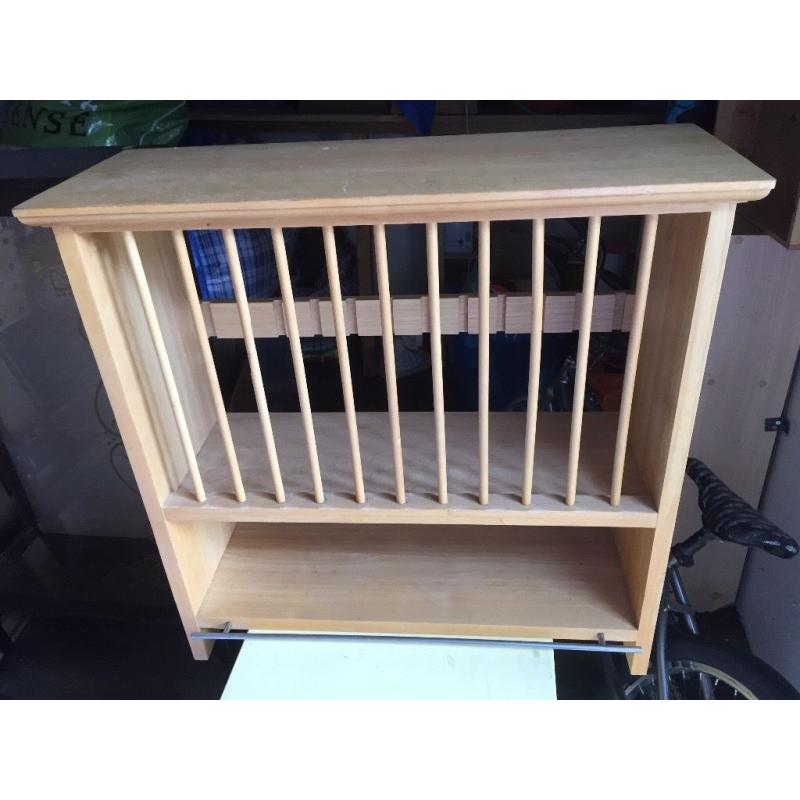 Wooden wall hanging plate rack