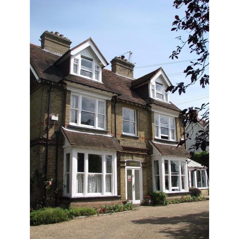 Night Care Assistants Required (Goring-on-Thames)