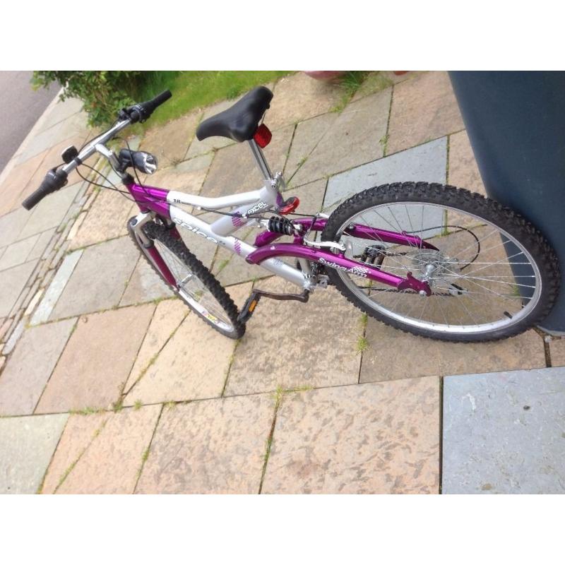 Woman's mountain bike, great condition: Excel Spice 18speed