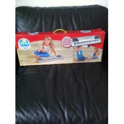 KIDS KEYBOARD Nearly New