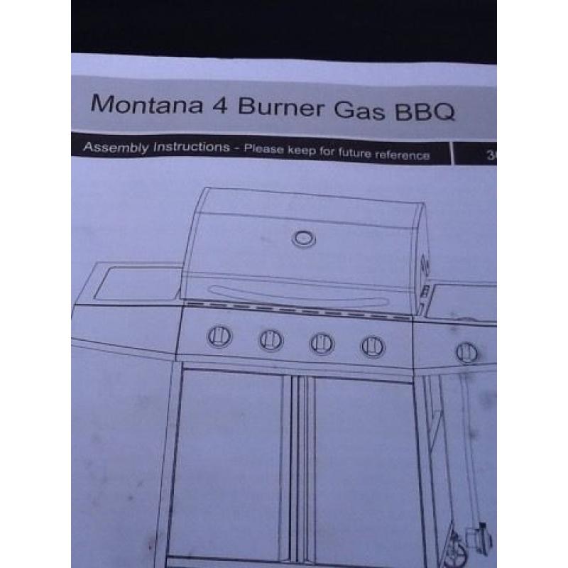 4 Burner new Montana BBQ
