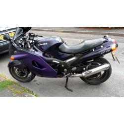 KAWASAKI ZZR 1100 D7 1999 FSH RIDES LIKE NEW QUICK SALE NEEDED GOING ON HOLIDAY
