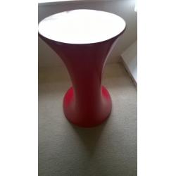 SIDE TABLE WITH MIRROR TOP CAN BE USED WITHOUT