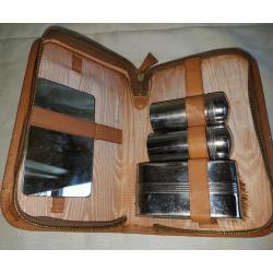 Gentleman's vanity case