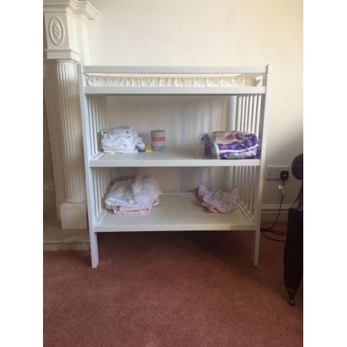 Baby change table mammas and papas