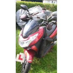 125 Honda PCx for sale excellent for commuting or knowledge.
