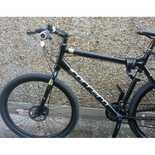 Carrera subway one hybrid bike(mint condition)