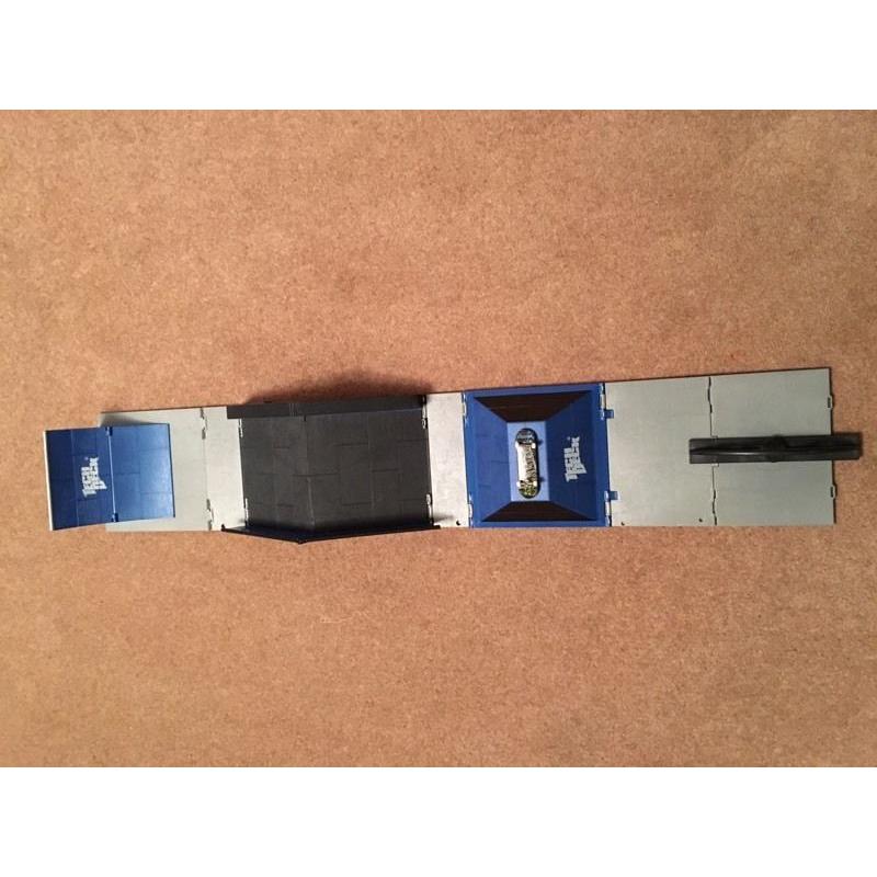 Tech deck