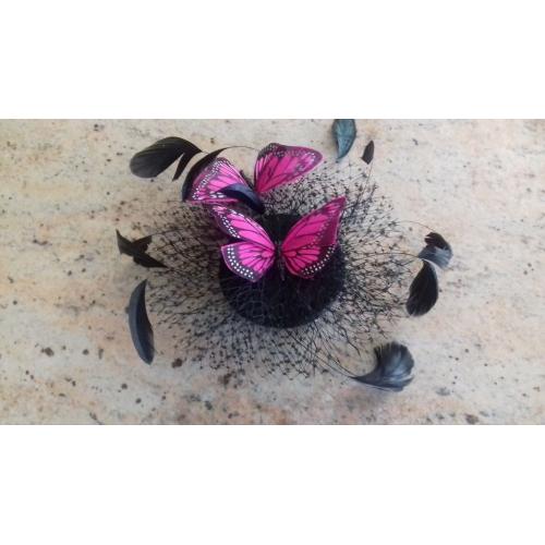 wedding fascinator hat never been used still in box butterfly pink and purple