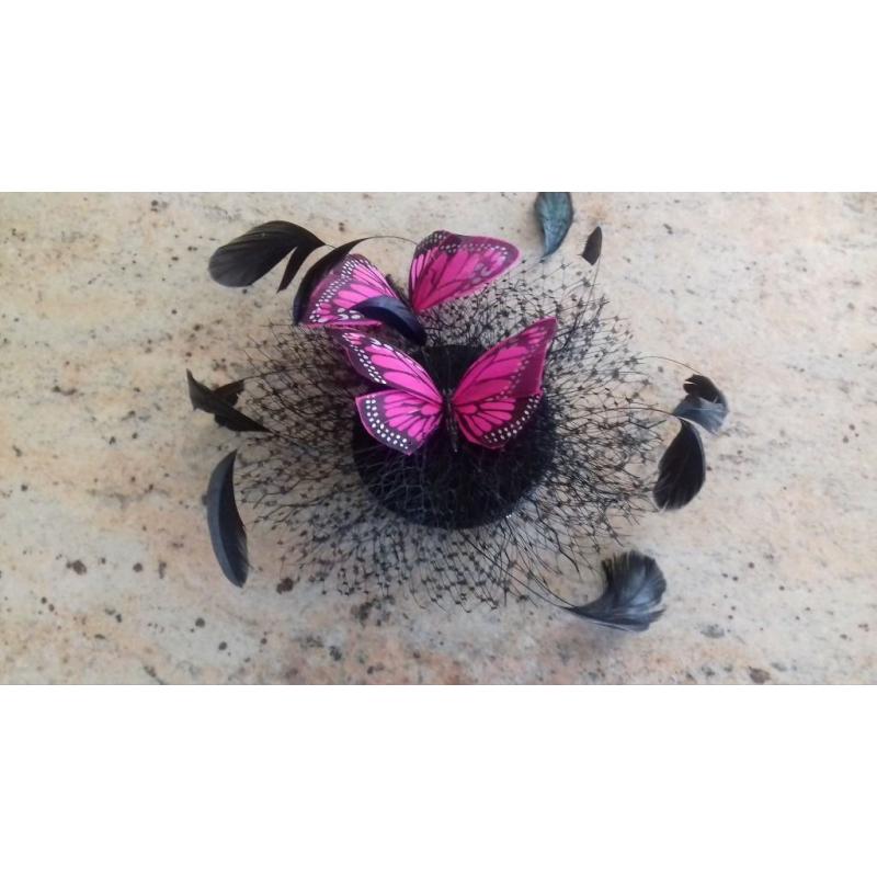 wedding fascinator hat never been used still in box butterfly pink and purple