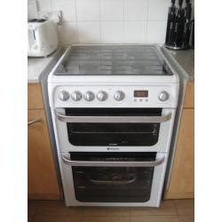 hotpoint ultima freestanding gas cooker