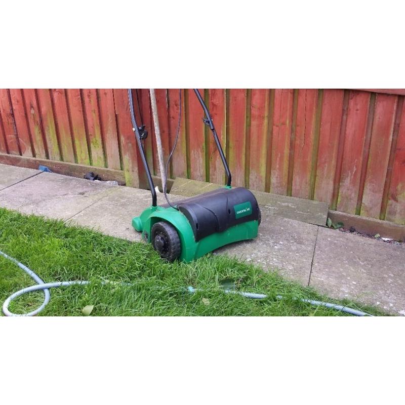 Electric Scarifier And Lawn rake
