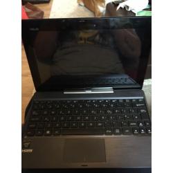 Asus Tablet with keyboard
