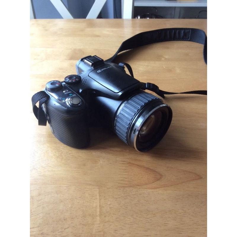 Casio Exilim Digital Camera EX-F1 High Speed 60 fps