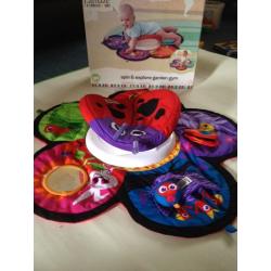 Lamaze Spin & Explore Garden Gym