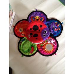 Lamaze Spin & Explore Garden Gym