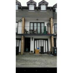 2 bed town house weston looking to swap to exmouth