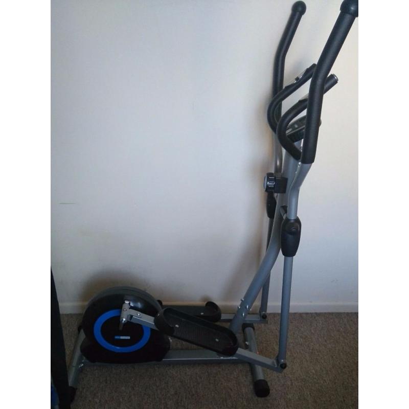 Cross Trainer
