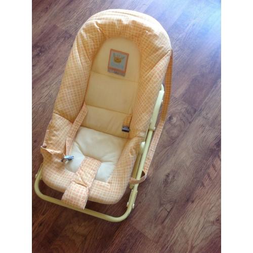 Baby rocker/bouncer
