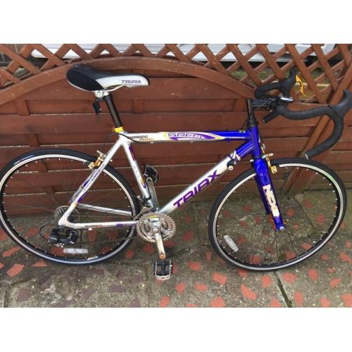 TRIAX SPEED JUNIOR ROAD BIKE RACER