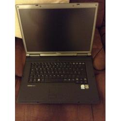 Fujitsu Siemens Esprimo Mobile V5535