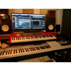 Are you a vocalist looking for a Music-Producer & London Recording Studio? Universal/BMG/Crysalis