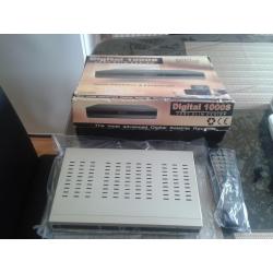 DIGITAL 1000S QUICK INSTALL 4000 TV CHANALS BOX WITH BOOK AND REMOTE,HARDLY USED