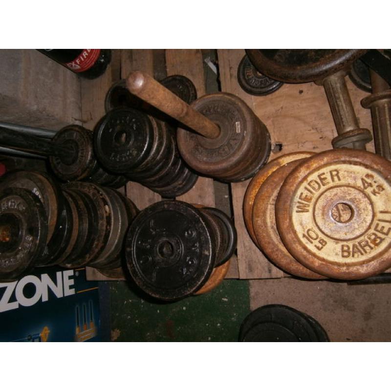 80kg of iron weights plus barbell and pair of dumbells BARGAIN