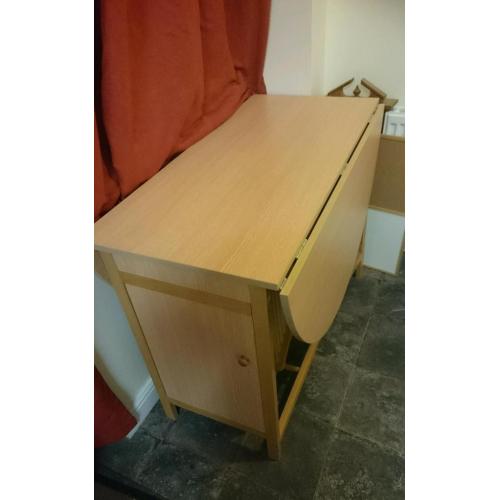 table and 4 chairs