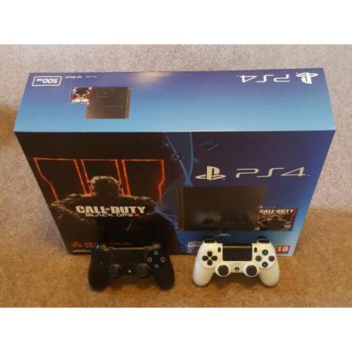 PS4 (2 CONTROLLERS, ORIGINAL BOX AND PACKAGING, PERFECT CONDITION)