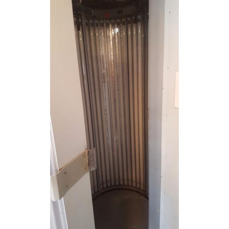 Stand up sunbed uvasun model 250watt
