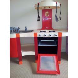 Play kitchen and microwave