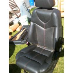 Alfa 147 optional Sports red-stitch leather heated seats, 5 door (non-tipping seats), good condition