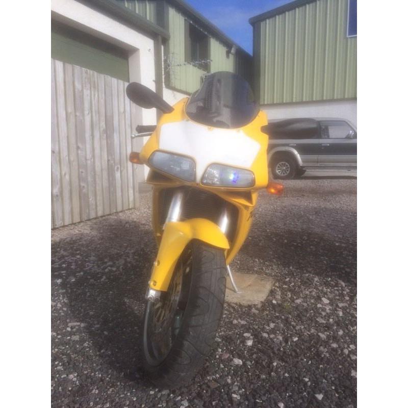 Ducati 748 2001 4,800 miles