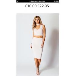 Work from home selling top fashion and accessories