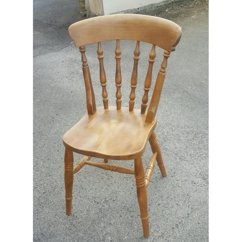 A solid pine dining table and 6 chairs (free local delivery)