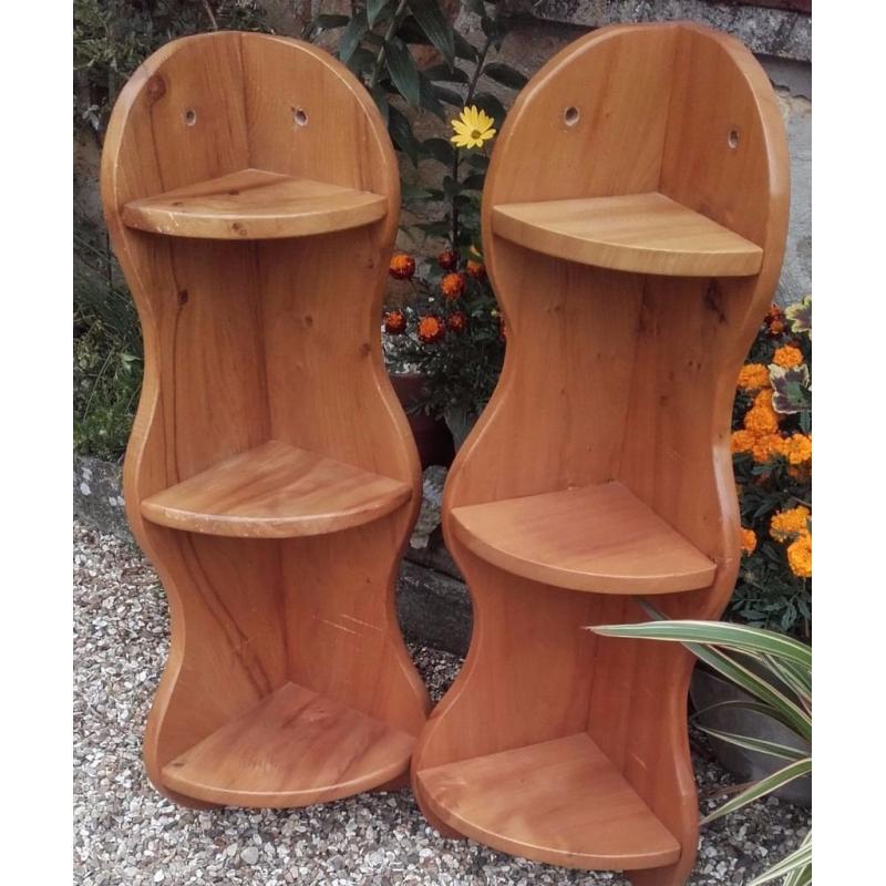 Pine corner unit