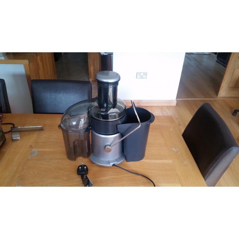 Antony Worrall Thompson Breville Professional Juice Extractor