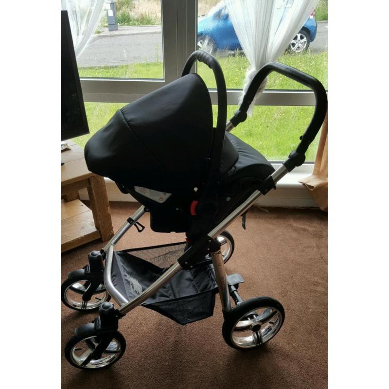 Venicci travel system