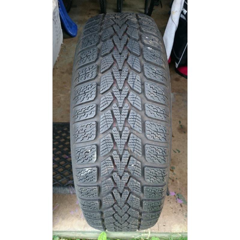 4 x Dunlop Winter Response 2 tyres 195/65/R15
