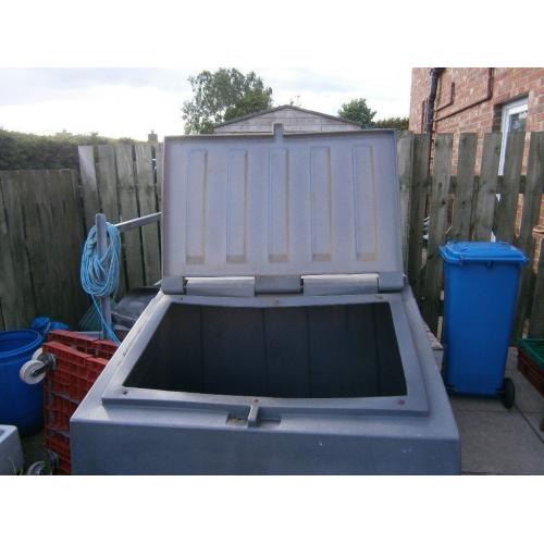 Large plastic coal bunker
